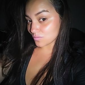 Meet your Posher, Celia